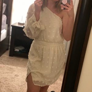 Textured one should dress